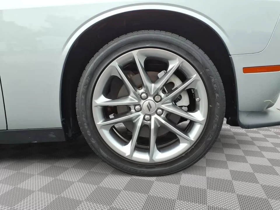 2022 Dodge Challenger 3rd Gen - Image 9 of 11