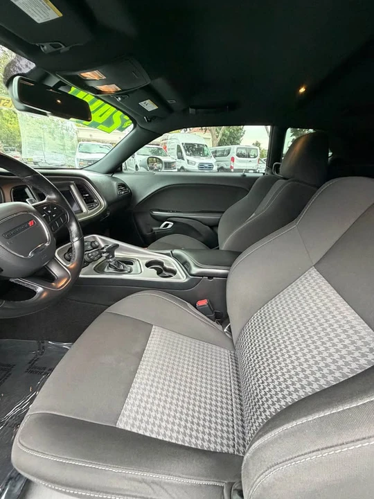 2022 Dodge Challenger 3rd Gen - Image 6 of 8