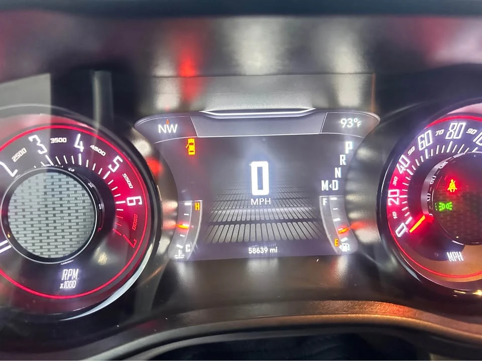 2022 Dodge Challenger 3rd Gen - Image 7 of 8