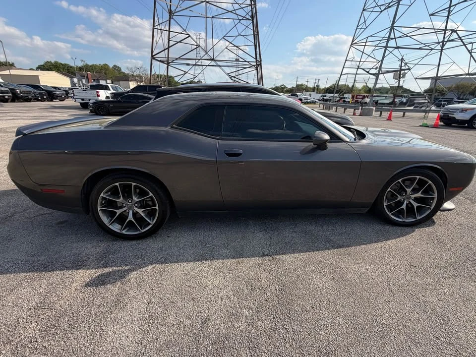 2022 Dodge Challenger - Image 5 of 5