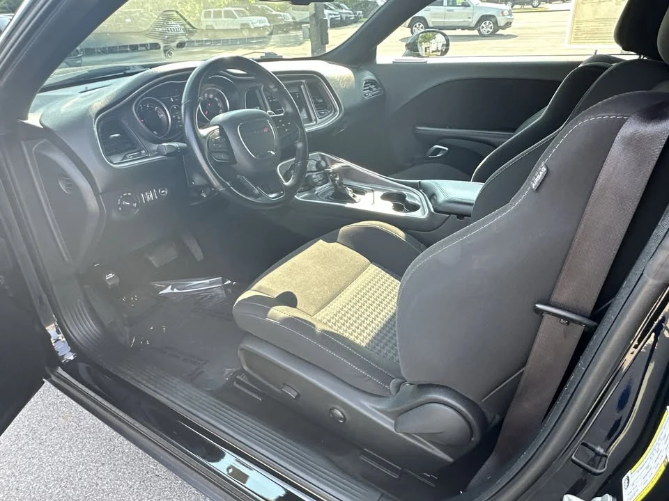 2022 Dodge Challenger 3rd Gen - Image 6 of 11