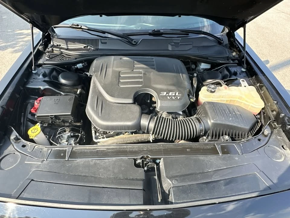 2022 Dodge Challenger 3rd Gen - Image 8 of 11