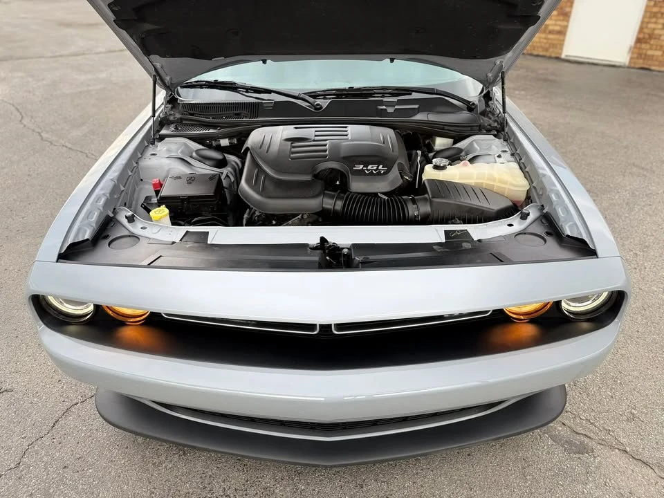 2022 Dodge Challenger 3rd Gen - Image 5 of 19