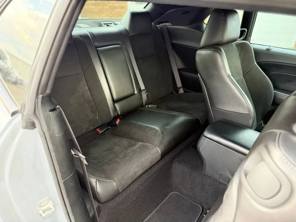 2022 Dodge Challenger 3rd Gen - Image 15 of 19