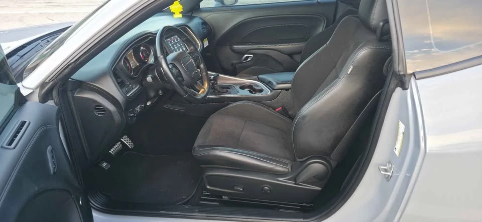 2022 Dodge Challenger 3rd Gen - Image 16 of 19