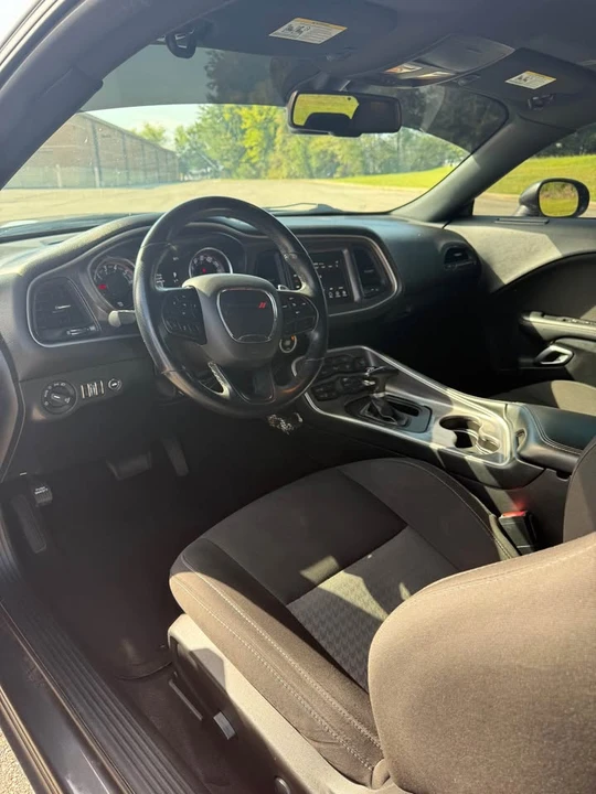 2022 Dodge Challenger 3rd Gen - Image 5 of 9