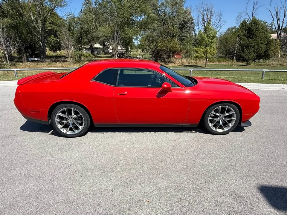 2022 Dodge Challenger 3rd Gen - Image 4 of 14