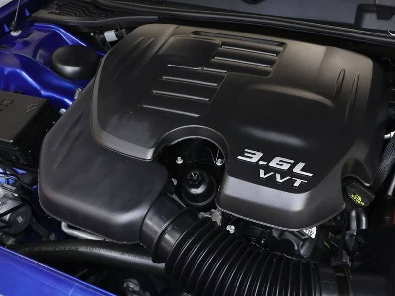 2022 Dodge Challenger 3rd Gen - Image 10 of 15