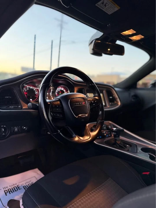 2022 Dodge Challenger 3rd Gen - Image 9 of 15