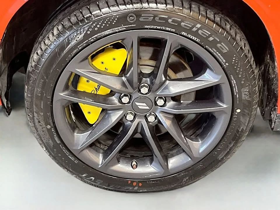 2022 Dodge Challenger 3rd Gen - Image 19 of 20