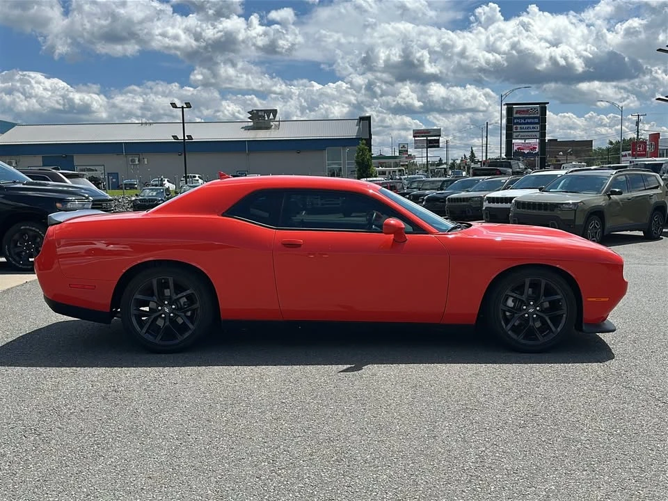 2022 Dodge Challenger 3rd Gen - Image 4 of 15