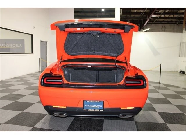 2022 Dodge Challenger 3rd Gen - Image 15 of 20