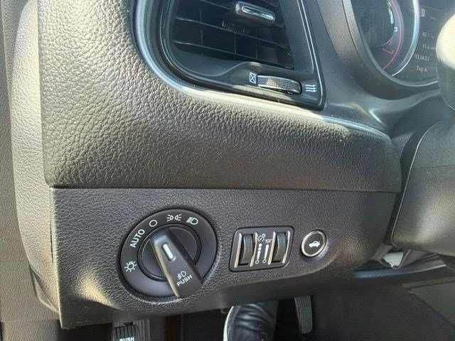 2022 Dodge Challenger 3rd Gen - Image 15 of 20