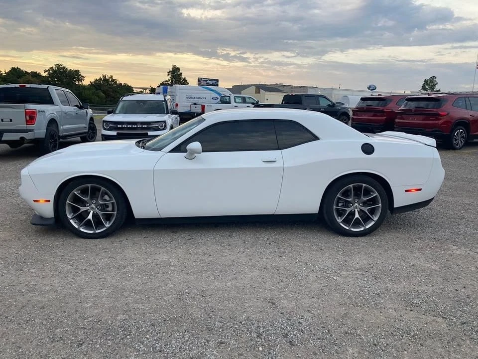 2022 Dodge Challenger 3rd Gen - Image 5 of 11