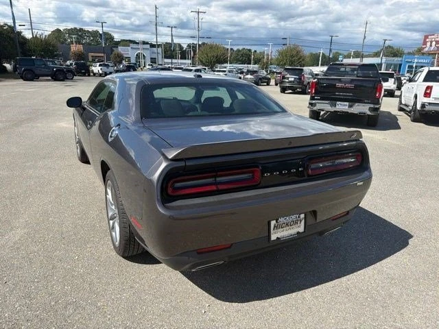 2022 Dodge Challenger 3rd Gen - Image 18 of 20