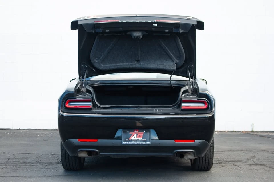 2022 Dodge Challenger 3rd Gen - Image 10 of 16