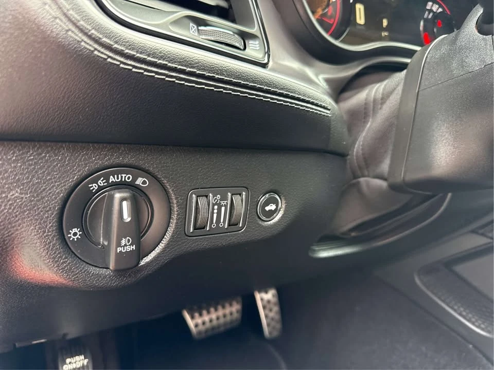 2022 Dodge Challenger 3rd Gen - Image 14 of 20