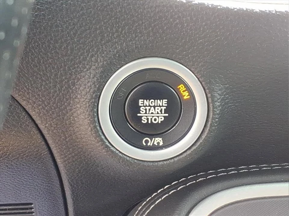 2022 Dodge Challenger 3rd Gen - Image 6 of 20