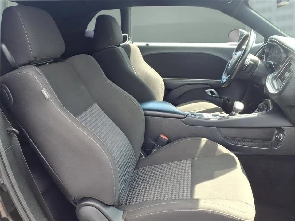 2022 Dodge Challenger 3rd Gen - Image 19 of 20