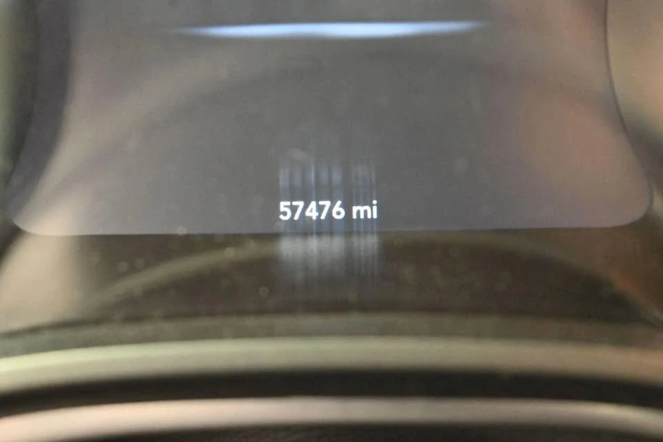 2022 Dodge Challenger 3rd Gen - Image 14 of 15