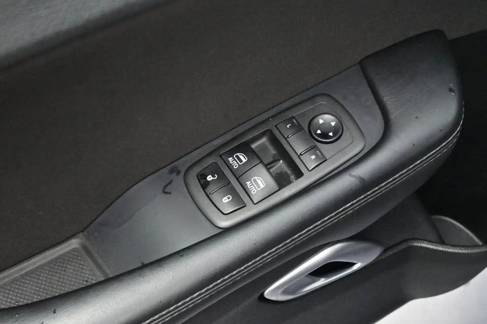 2022 Dodge Challenger 3rd Gen - Image 7 of 15