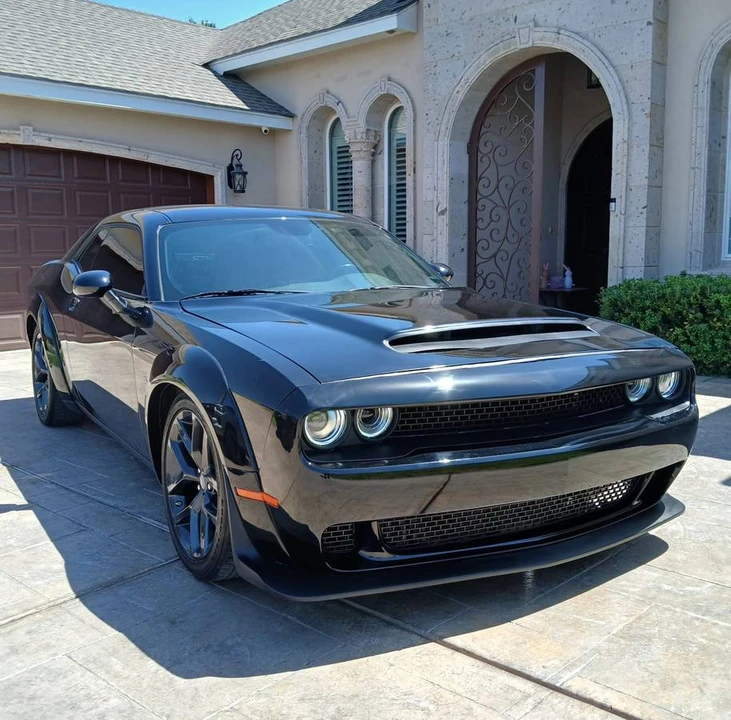 2022 Dodge Challenger 3rd Gen - Image 2 of 11