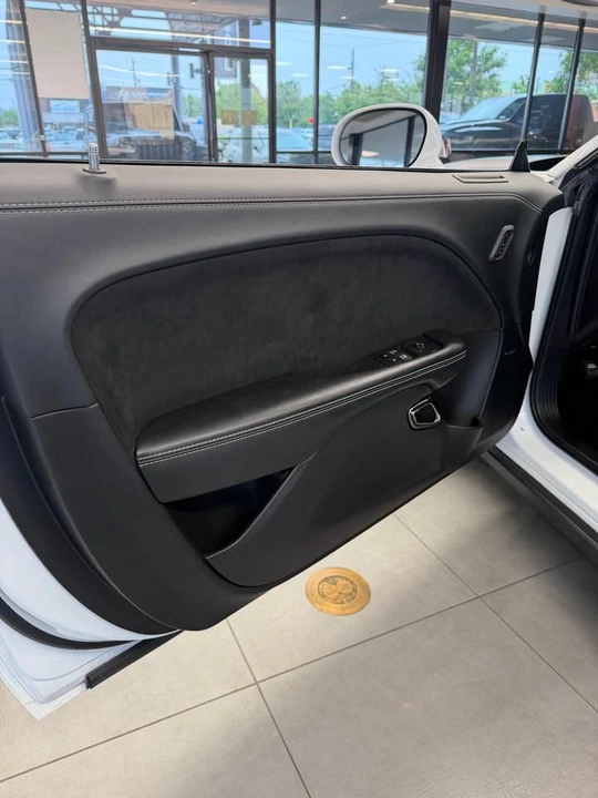 2022 Dodge Challenger SRT Hellcat 3rd Gen - Image 7 of 14