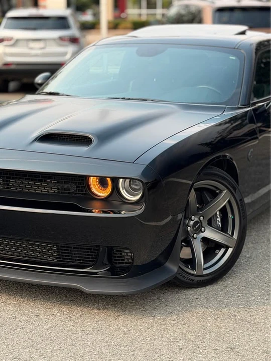 2022 Dodge Challenger SRT Hellcat 3rd Gen - Image 4 of 15