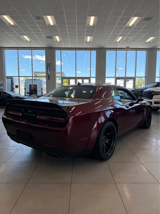 2022 Dodge Challenger SRT Hellcat 3rd Gen - Image 4 of 8