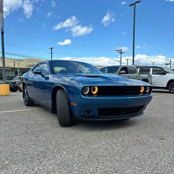 2022 Dodge Challenger SXT