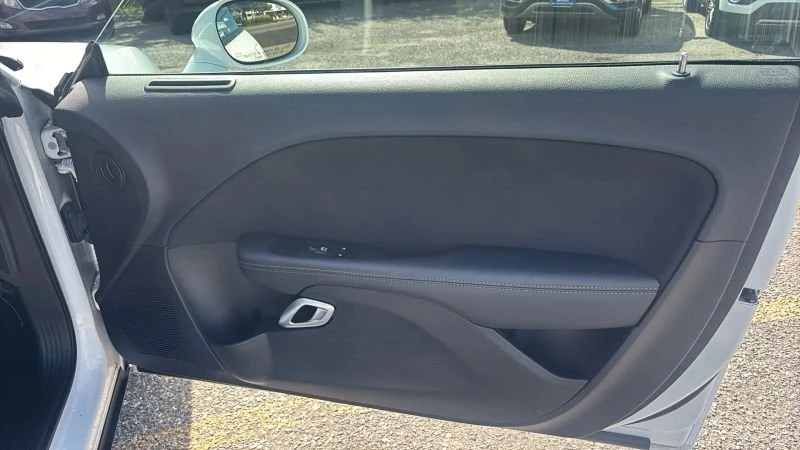 2022 Dodge Challenger 3rd Gen - Image 10 of 19