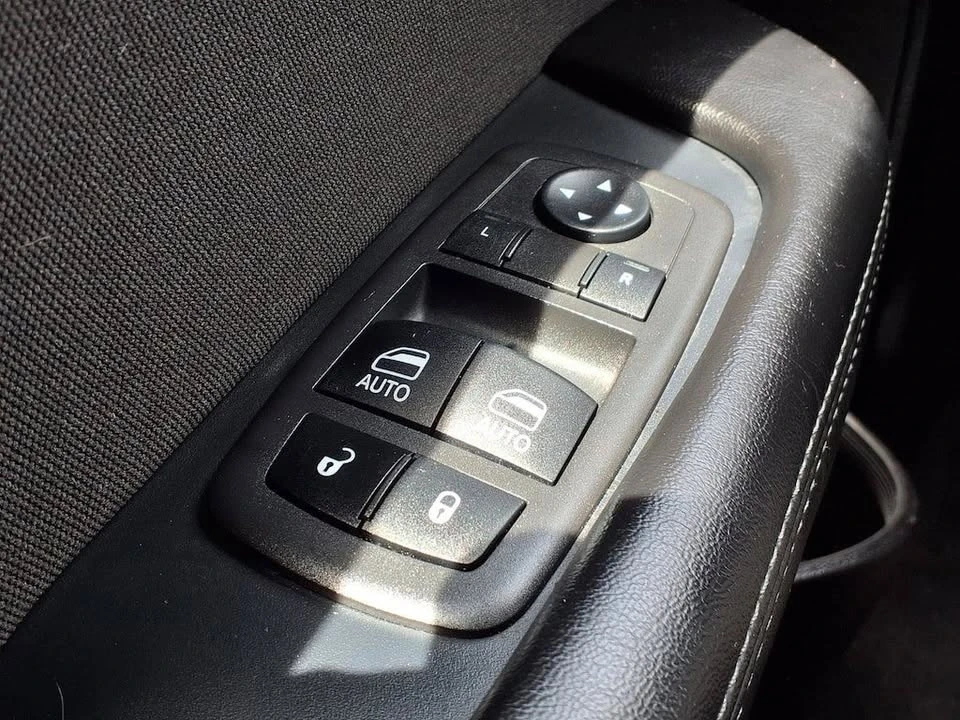 2022 Dodge Challenger 3rd Gen - Image 10 of 20
