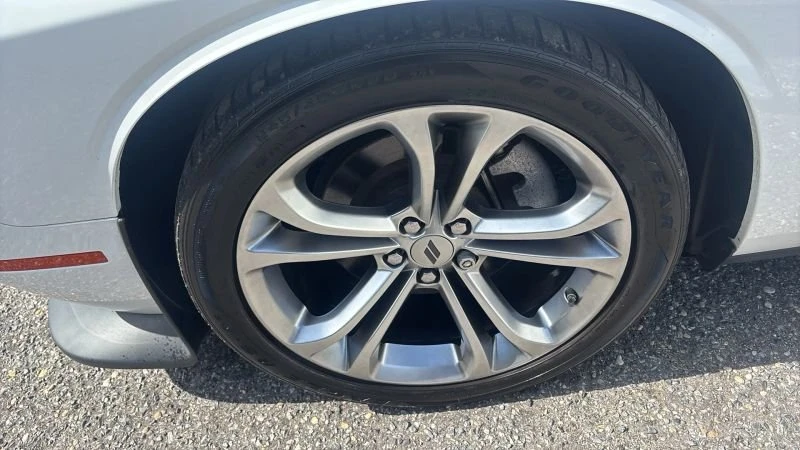 2022 Dodge Challenger 3rd Gen - Image 17 of 19
