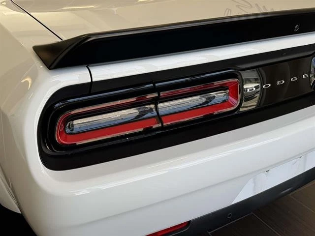2022 Dodge Challenger 3rd Gen - Image 9 of 20