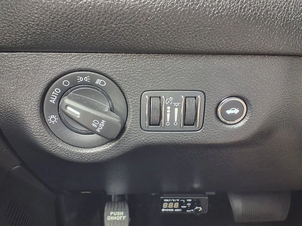 2022 Dodge Challenger 3rd Gen - Image 8 of 20