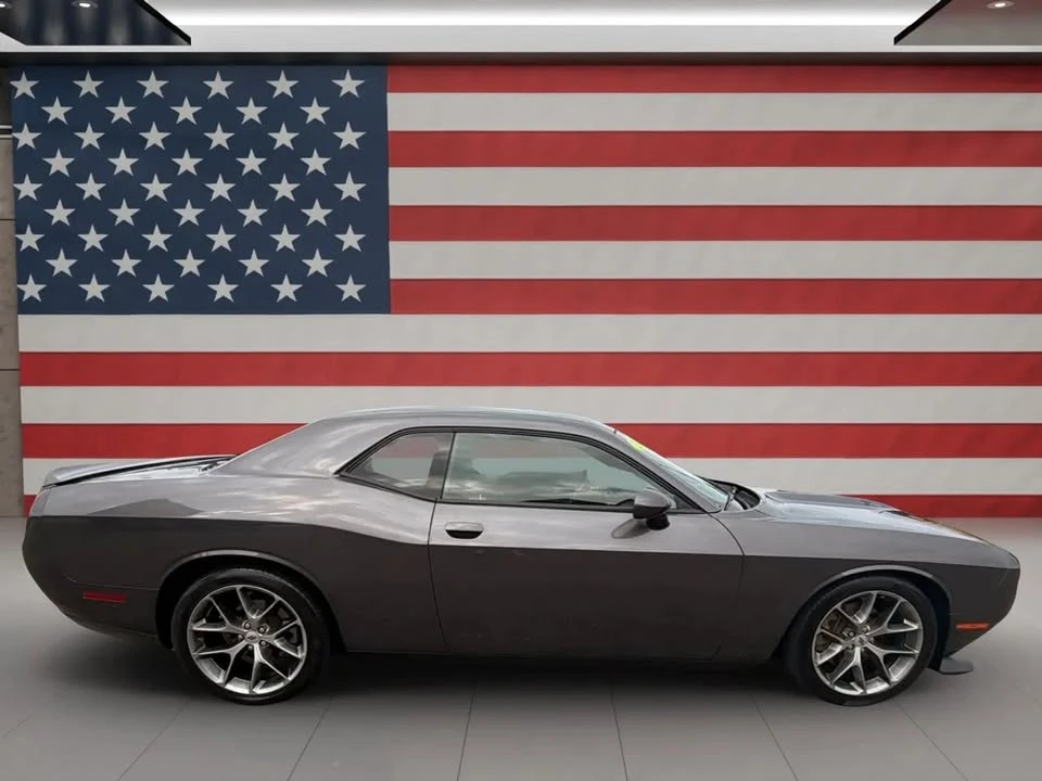 2022 Dodge Challenger 3rd Gen - Image 8 of 12