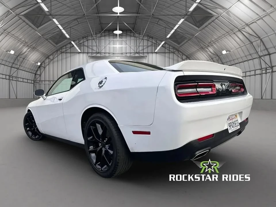 2022 Dodge Challenger 3rd Gen - Image 15 of 20
