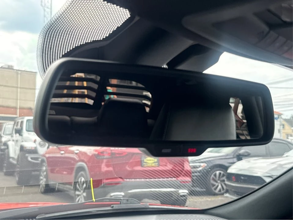 2022 Dodge Challenger 3rd Gen - Image 14 of 20