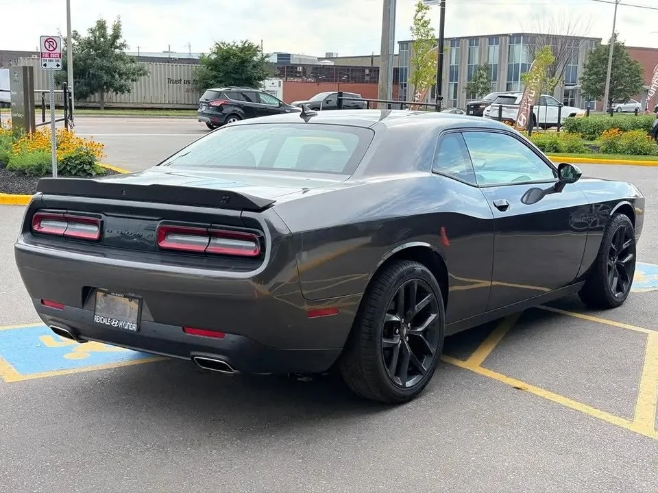 2022 Dodge Challenger 3rd Gen - Image 5 of 8