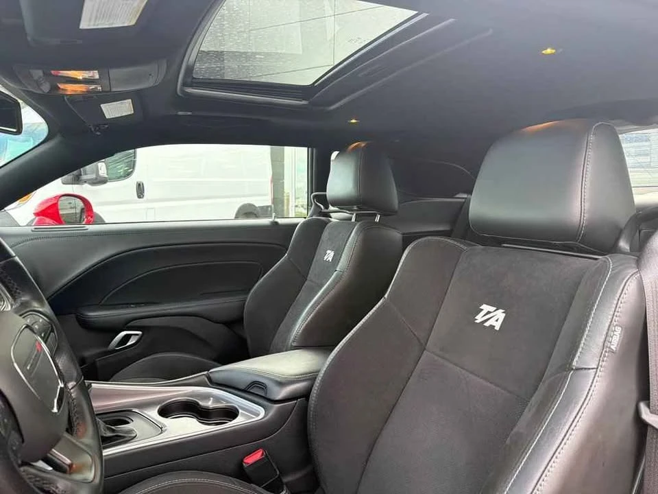 2022 Dodge Challenger 3rd Gen - Image 15 of 16