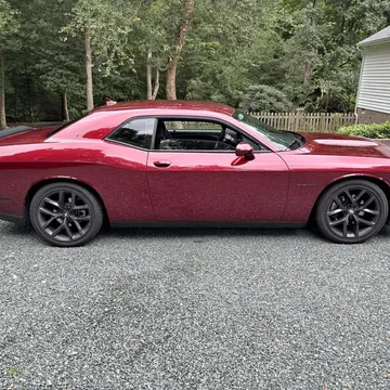 2022 Dodge Challenger R/T Plus