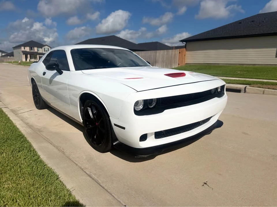 2022 Dodge Challenger 3rd Gen - Image 2 of 15