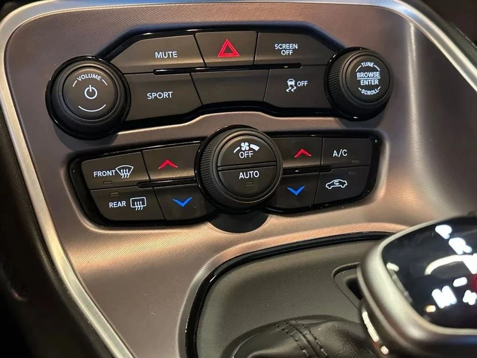 2022 Dodge Challenger 3rd Gen - Image 14 of 20