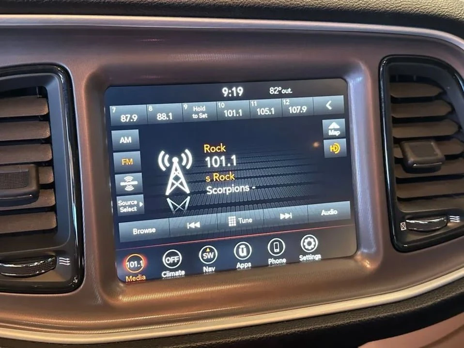 2022 Dodge Challenger 3rd Gen - Image 12 of 20