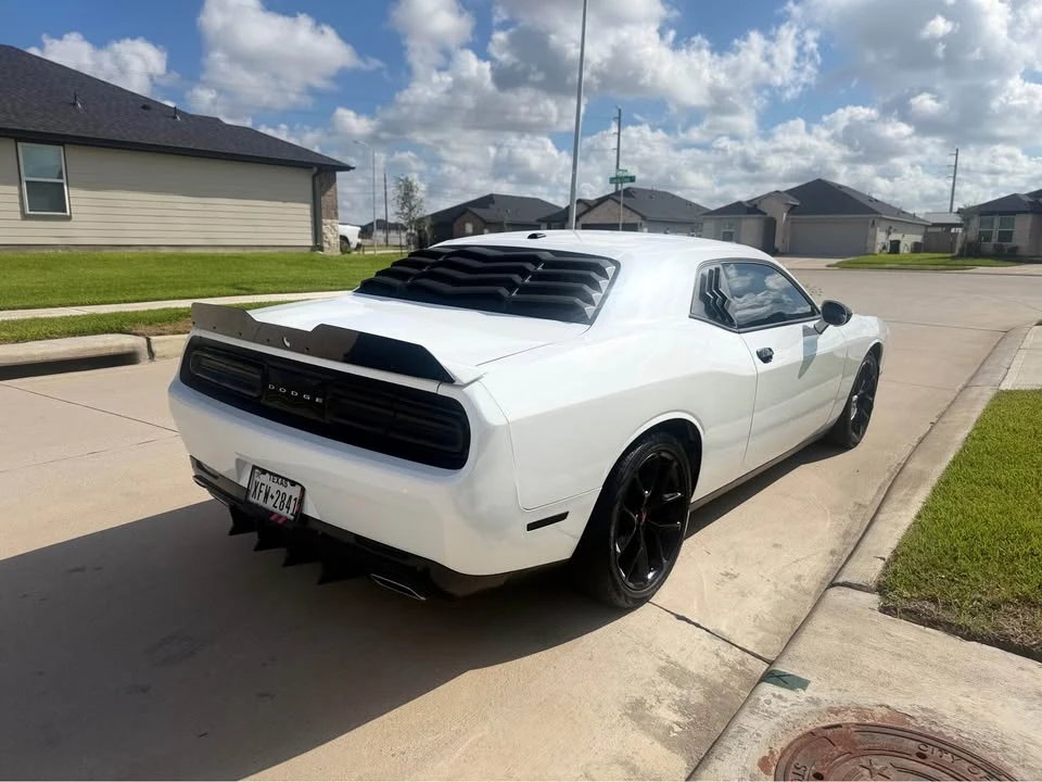 2022 Dodge Challenger 3rd Gen - Image 4 of 15