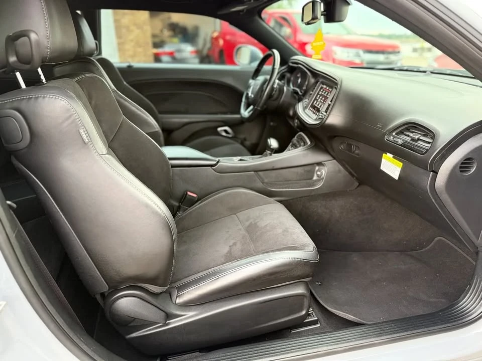 2022 Dodge Challenger 3rd Gen - Image 14 of 20