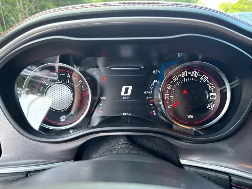 2022 Dodge Challenger 3rd Gen - Image 15 of 18