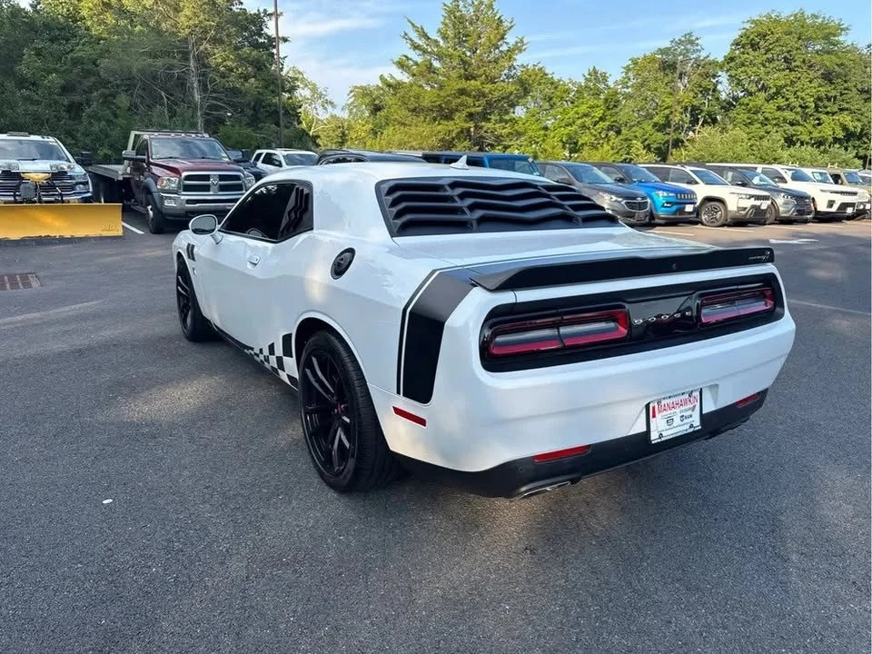 2022 Dodge Challenger 3rd Gen - Image 5 of 18