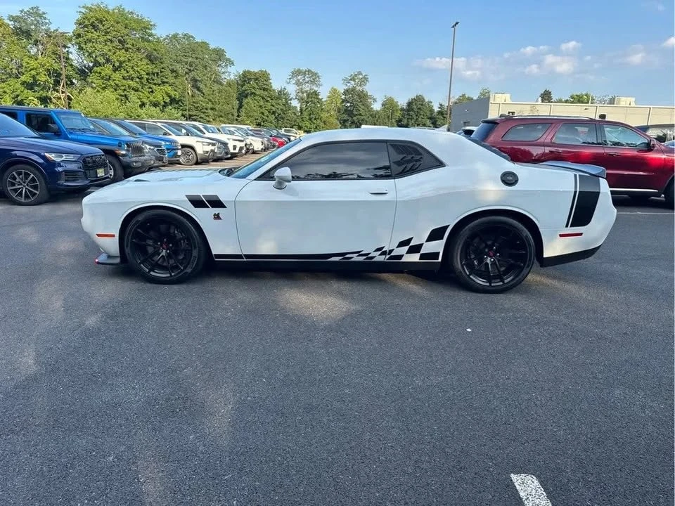 2022 Dodge Challenger 3rd Gen - Image 4 of 18