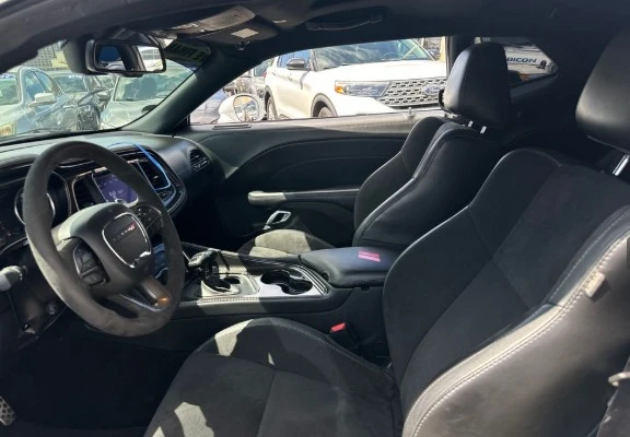 2022 Dodge Challenger 3rd Gen - Image 10 of 12